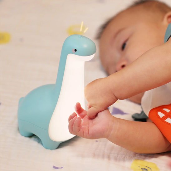 bebe veilleuse lumisaure dinosaure bleu bebe